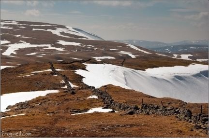 Wall between Cairn of Claise and Glas Maol
